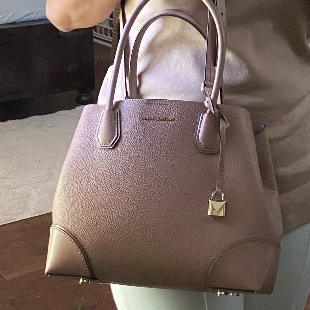 Michael Kors Mercer Gallery.